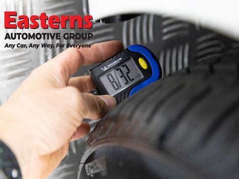 Used 2023 Tesla Model 3 Standard Range image 21