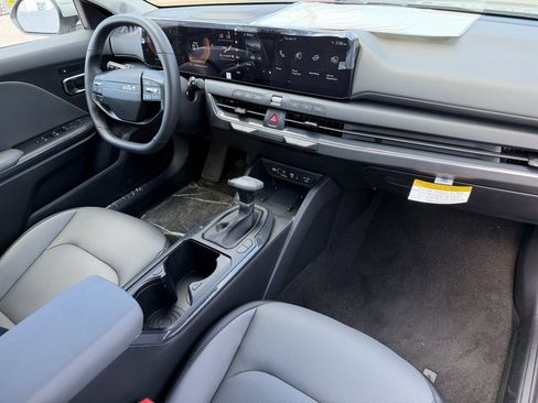New 2026 Kia K4 GT-Line Turbo FWD image 10