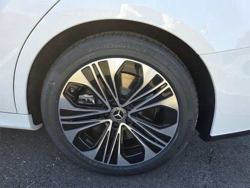 New 2026 Mercedes-Benz E 450 4MATIC Sedan image 9