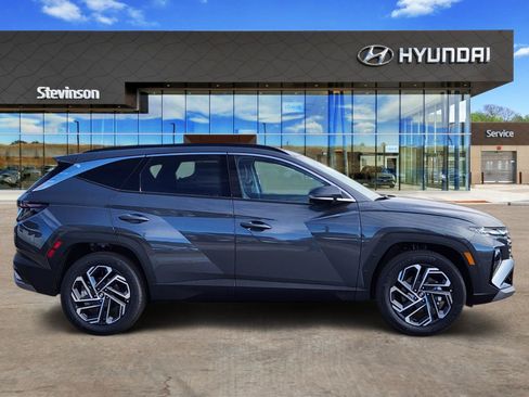 New 2026 Hyundai Tucson Limited AWD/4WD image 4