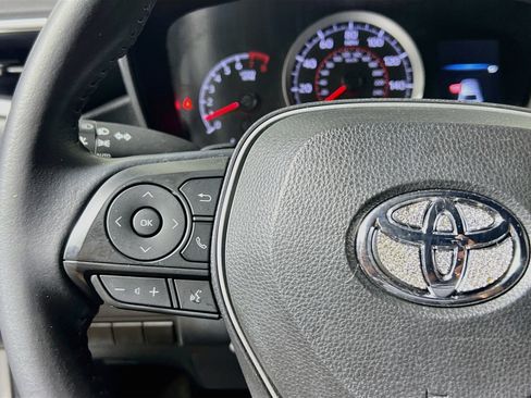 Used 2021 Toyota Corolla SE FWD image 18