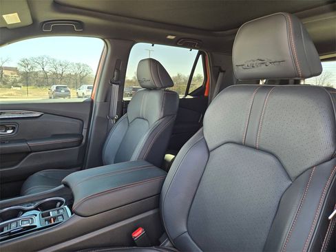 Used 2026 Honda Passport TrailSport image 8