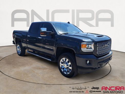 Used 2018 GMC Sierra 2500 Denali w/ Duramax Plus Package AWD/4WD image 1