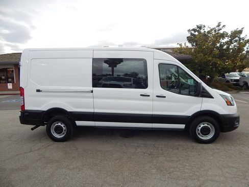 Used 2020 Ford Transit 250 Medium Roof w/ Load Area Protection Package image 9