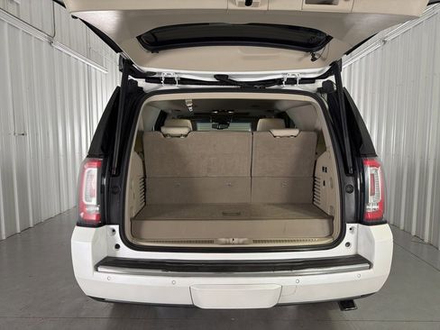 Used 2018 GMC Yukon Denali w/ Denali Ultimate Package image 8
