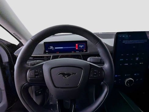Used 2025 Ford Mustang Mach-E Premium image 32