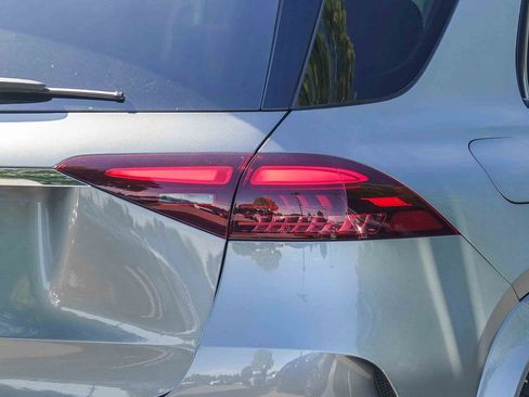 New 2026 Mercedes-Benz GLE 350 4MATIC image 7