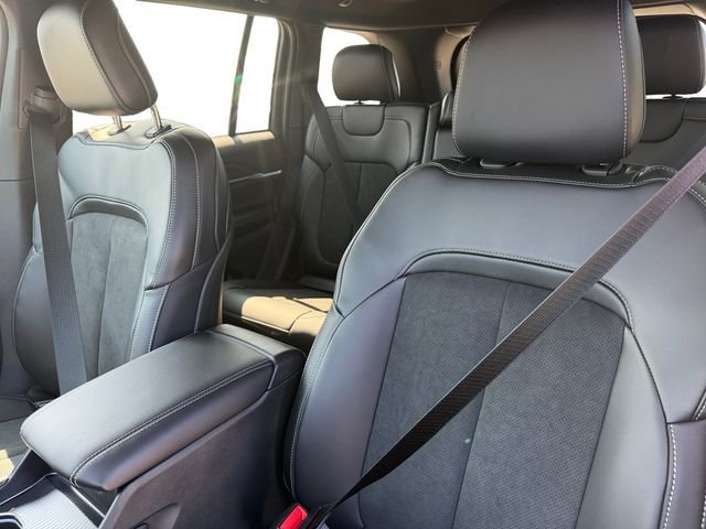 New 2026 Jeep Grand Cherokee Altitude AWD/4WD image 14