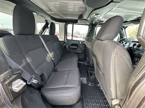 Used 2023 Jeep Wrangler Unlimited Sport image 24
