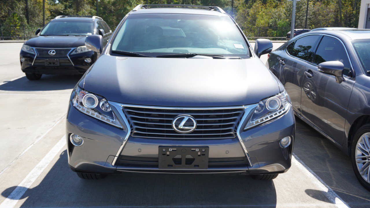 Used 2013 Lexus RX 350 FWD w/ Premium Pkg image 2