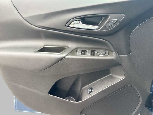 Used 2024 Chevrolet Equinox LT image 17