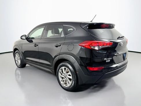 Used 2018 Hyundai Tucson SE AWD/4WD image 6