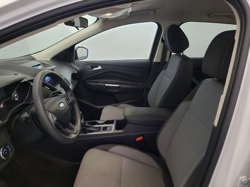 Used 2017 Ford Escape SE w/ Equipment Group 201A FWD image 17