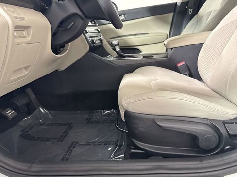 Used 2018 Kia Optima LX w/ 17" Alloy Wheels Package image 20