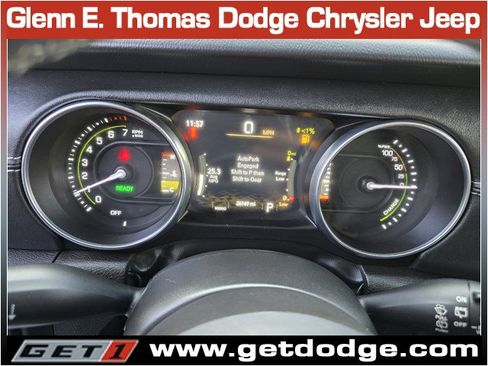 Used 2023 Jeep Wrangler Sahara image 16