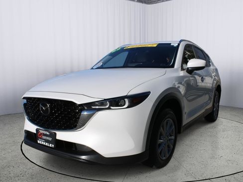 Used 2023 MAZDA CX-5 AWD 2.5 S w/ Select Package image 4