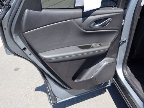 Used 2025 Chevrolet Blazer LT w/ Midnight/Sport Edition FWD image 30