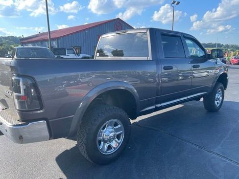 Used 2015 RAM 2500 Tradesman w/ Chrome Appearance Group AWD/4WD image 8