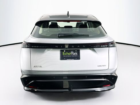 Used 2023 Nissan Ariya FWD image 7
