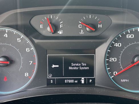 Used 2019 Chevrolet Traverse LS FWD image 29