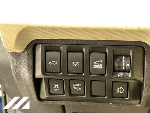 Certified 2022 Subaru Ascent Premium w/ Convenience Package image 10