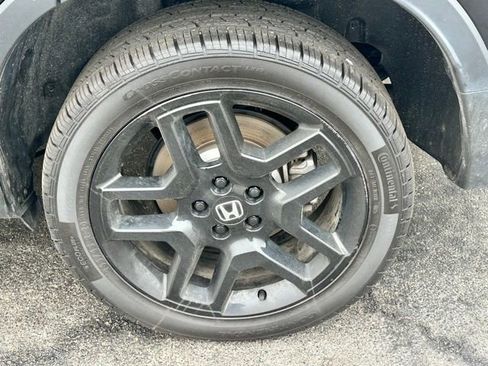 Used 2024 Honda Passport Black Edition image 7