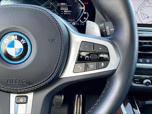 Certified 2023 BMW X5 xDrive45e w/ Executive Package image 27