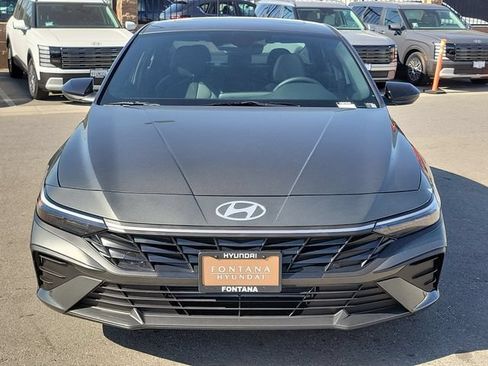 New 2026 Hyundai Elantra SEL Sport FWD image 31