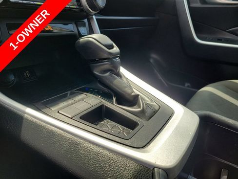Used 2024 Toyota RAV4 XLE FWD image 31