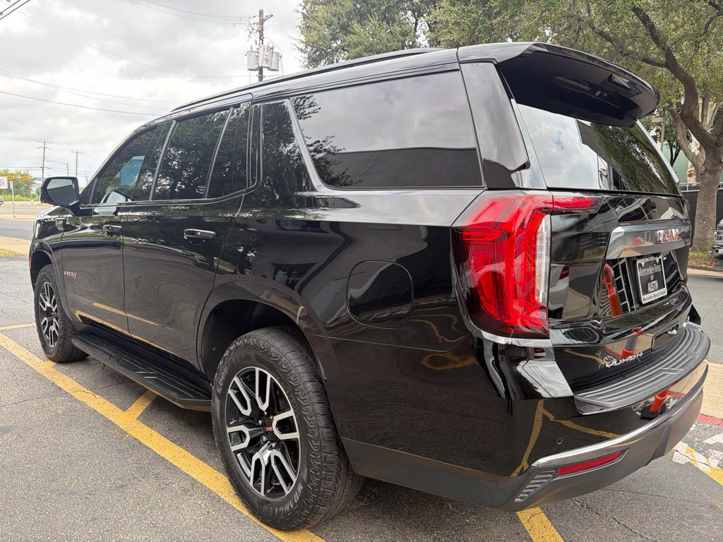 Used 2024 GMC Yukon AT4 w/ Technology Package AWD/4WD image 5