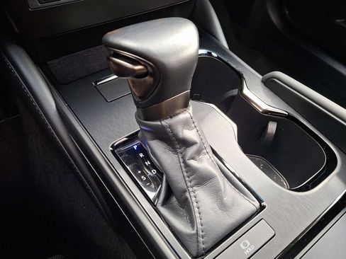 Used 2024 Lexus ES 350 Ultra Luxury image 15