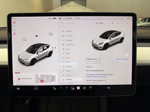 Used 2021 Tesla Model Y Long Range AWD/4WD image 10