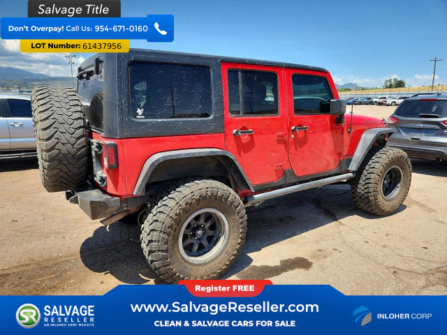 Used 2016 Jeep Wrangler Unlimited Rubicon w/ Connectivity Group AWD/4WD image 4
