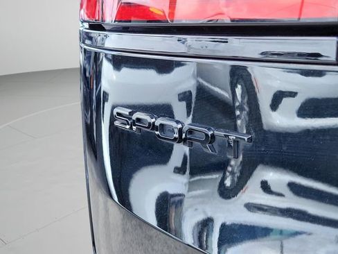 Used 2024 Land Rover Range Rover Sport Dynamic SE image 6