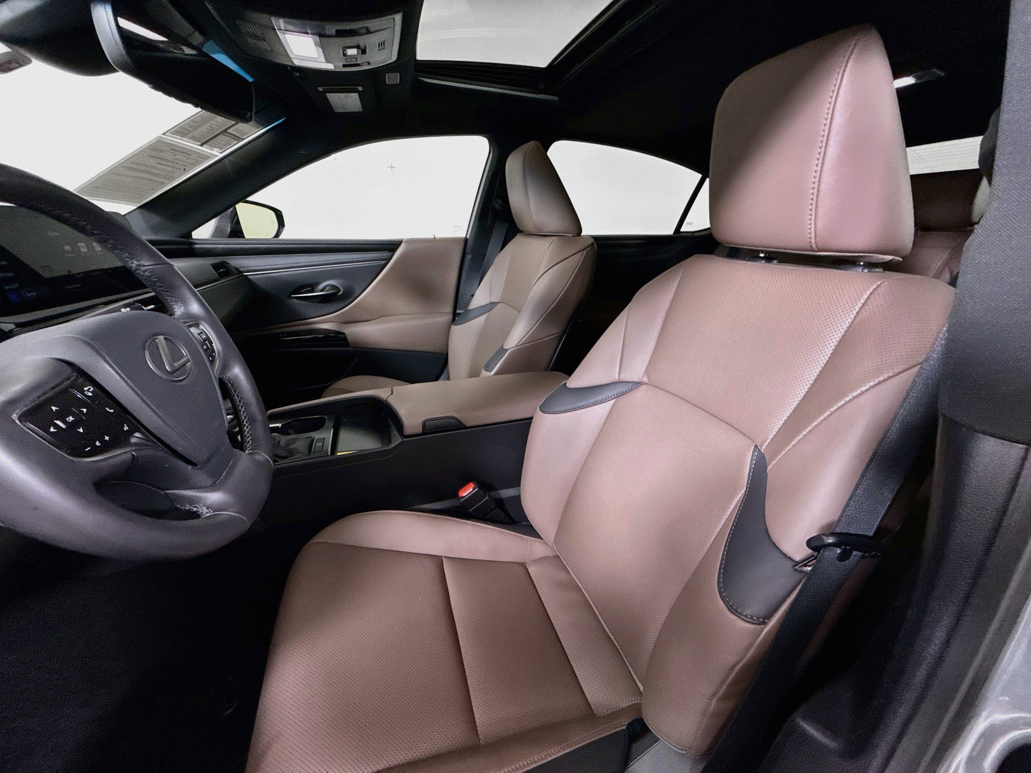 Used 2024 Lexus ES 350 w/ Premium Package FWD image 11