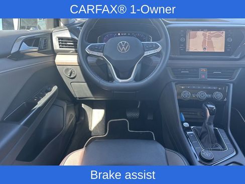 Used 2023 Volkswagen Taos SEL image 16