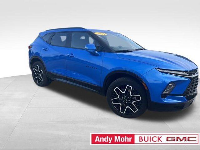 Used 2024 Chevrolet Blazer RS w/ LPO, Floor Liner Package FWD image 5