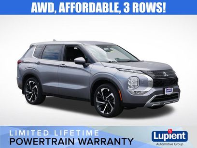 Used 2023 Mitsubishi Outlander SE
