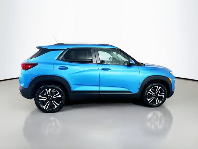 New 2026 Chevrolet TrailBlazer LT w/ LPO, Blackout Package FWD image 5