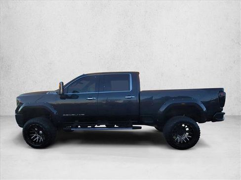 Used 2020 GMC Sierra 2500 Denali w/ Denali Ultimate Package image 9