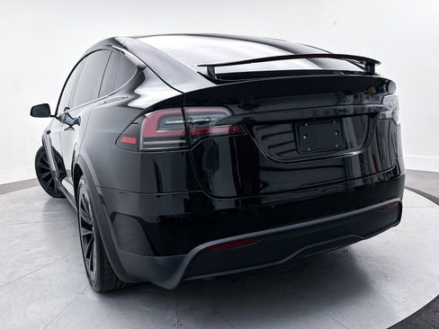 Used 2022 Tesla Model X image 9