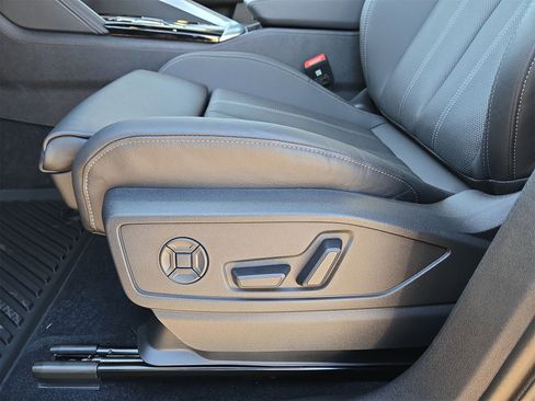 New 2025 Audi Q5 Premium Plus image 17