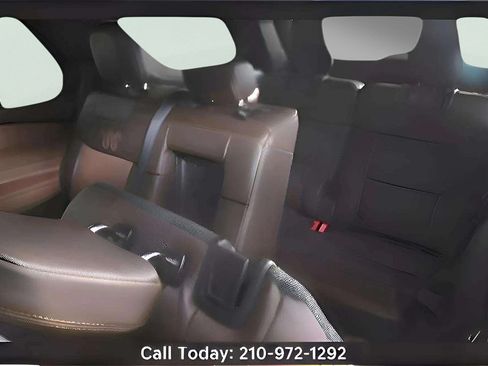 Used 2023 Ford Explorer King Ranch w/ Technology Package RWD image 24