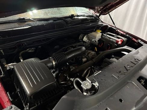 Used 2020 RAM 1500 Big Horn AWD/4WD image 18