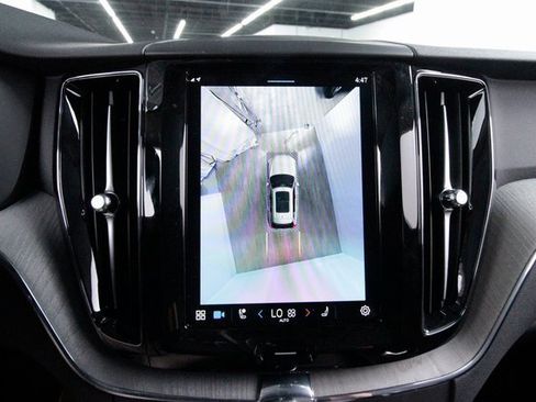 Certified 2025 Volvo XC60 B5 Plus image 14