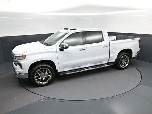 New 2026 Chevrolet Silverado 1500 LTZ w/ LTZ Premium Package AWD/4WD image 36