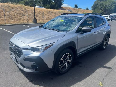 Used 2024 Subaru Crosstrek 2.0i Premium AWD/4WD image 5