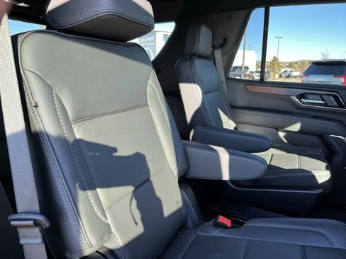 Used 2025 GMC Yukon Denali image 20