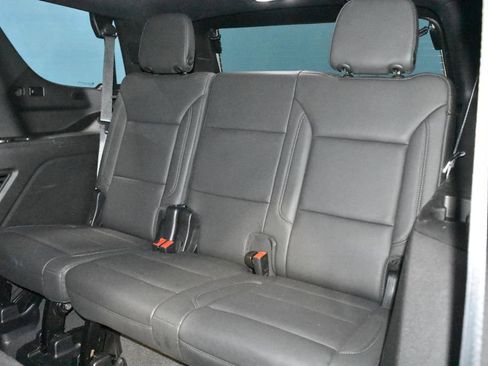 Used 2024 Chevrolet Tahoe LT AWD/4WD image 21