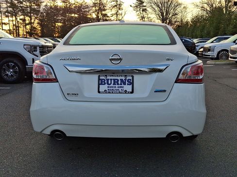 Used 2014 Nissan Altima 2.5 SV image 5